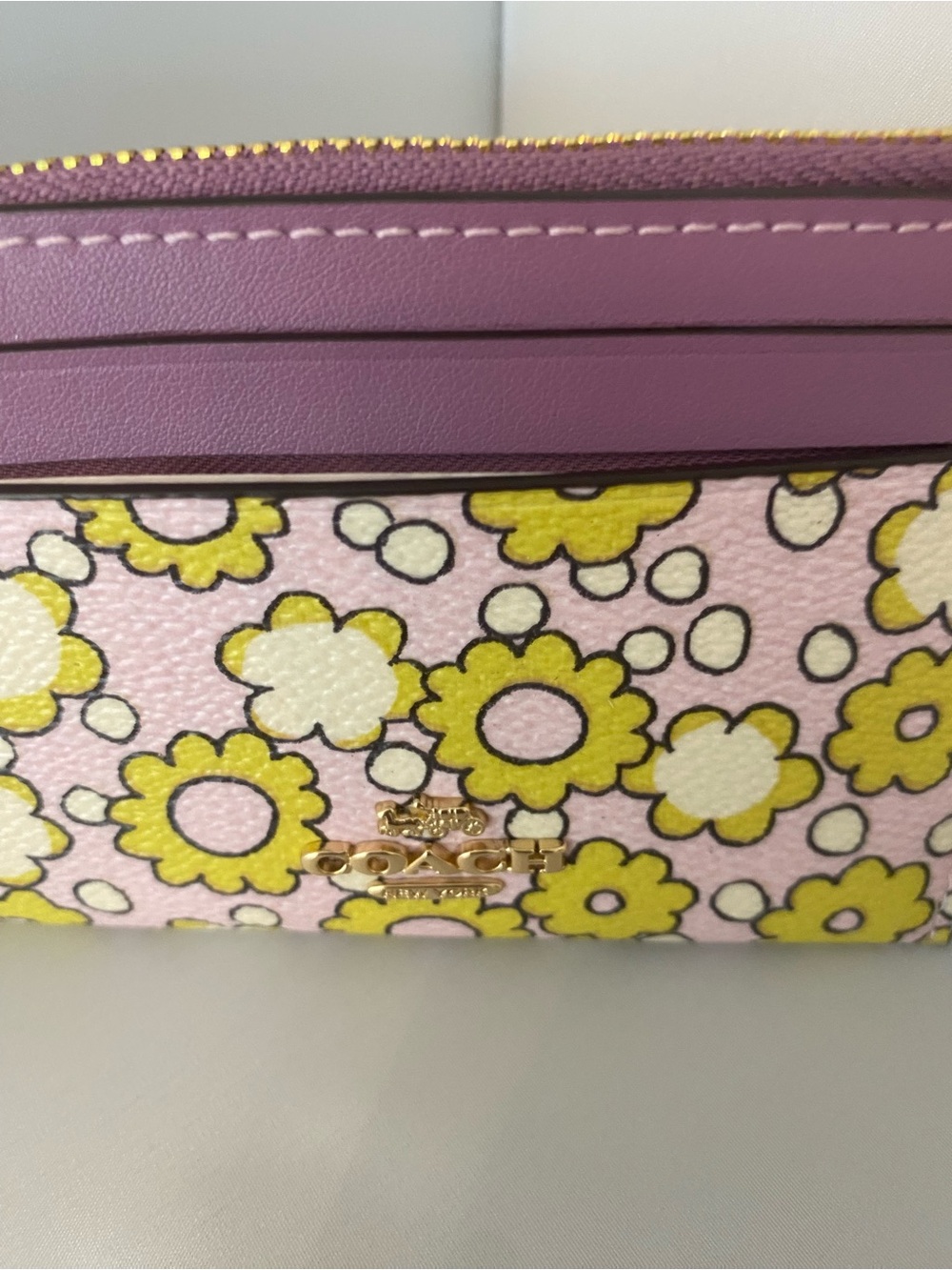 NWT - Coach Lavender Pink Yellow Floral Card Case/key Ring with Gold Coach Logo - Picture 3 of 7